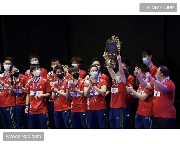 重庆羽毛球队与深圳羽毛球队赛后复盘力量对比分析与未来展望