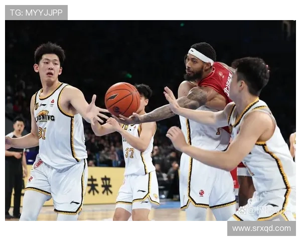 北京与广东总决赛精彩对决比分揭晓篮球迷们的激动时刻 北京与广东总决赛精彩对决比分揭晓篮球迷们的激动时刻