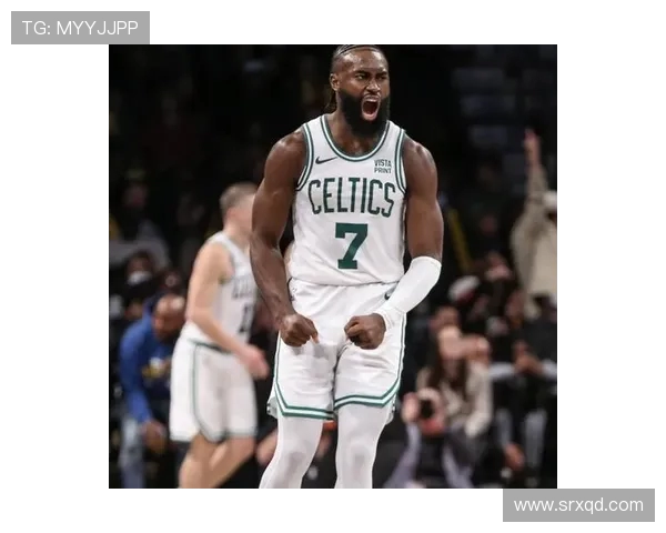 杰伦布朗在NBA赛季中的成长与挑战分析